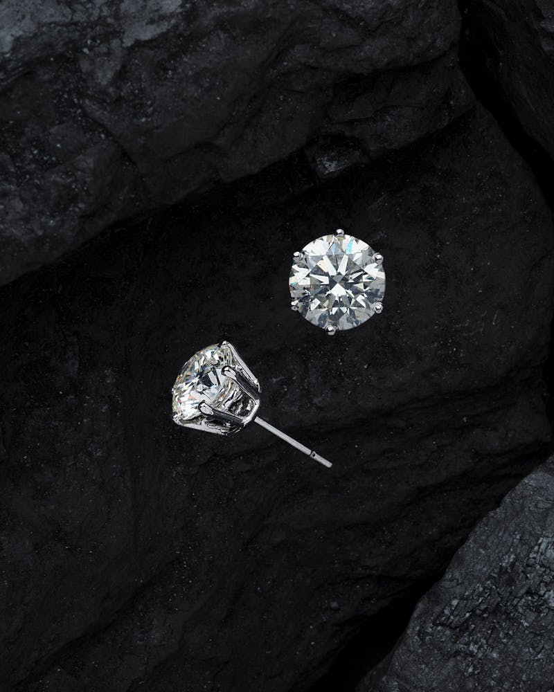 Diamond stud earrings for piercings